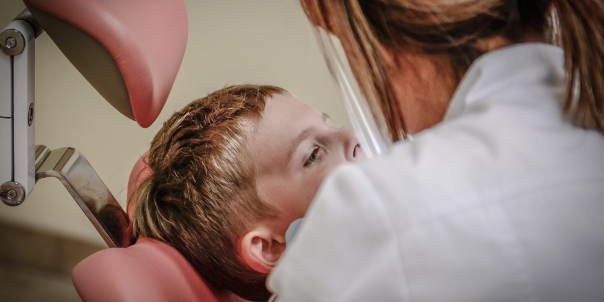 jarmoluk-dentist-428645-scaled.jpg